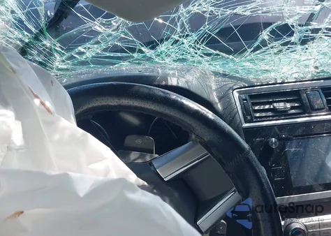 2017 Subaru Outback 3.6R Touring из США, поврежденный, VIN 4S4BSETC2H3229744